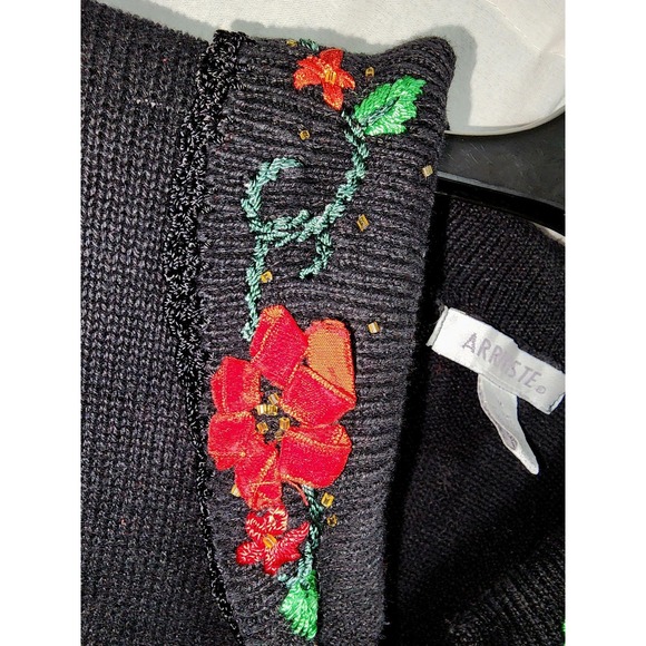 Arriviste Christmas Sweater Black‎ Poinsettias Beads cardigan - Picture 4 of 6